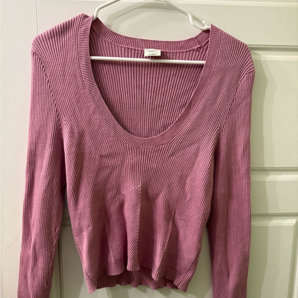 Abercrombie & Fitch‎ Mauve Ribbed Cropped Sweater Size Large